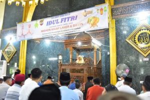 Gelar Shalat Idul Fitri 1444 H di Masjid Agung Darussalam Muara Beliti