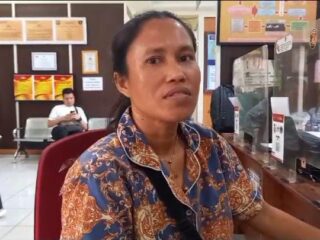 Perempuan di Palembang Dikejar Pakai Parang oleh Tetangga Sendiri