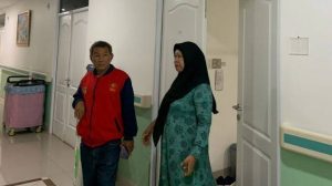 Warek III Jenguk ALP Mahasiswa Korban Penganiayaan Senior Di Kampus