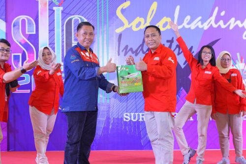 Stand Terbaik Pada Solo Leading Industri and Tourism Expo