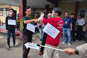 Rekonstruksi Kasus Pembunuhan Yang Dialami Oleh Penjual Nasi