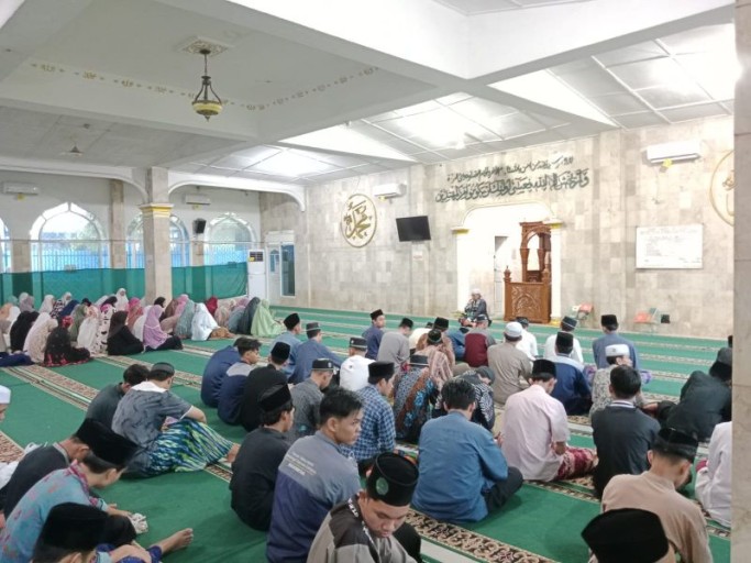 Madrasah Ramadhan UIN RaFa Kajian "Taubat" Bersama Achmad Syarifudin, MA
