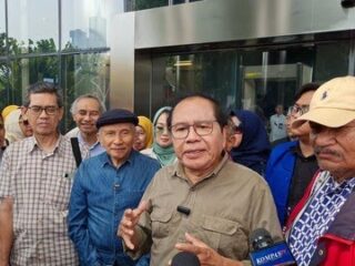 Rizal Ramli dan Amien Rais Bawa Rombongan ke KPK, Laporkan KKN Era Jokowi