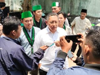 Kunjungi Sekretariat HMI Cabang Palembang, Anas Urbaningrum Bernostalgia