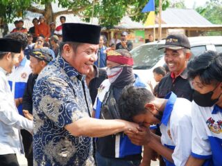 Gubernur Siap Fasilitasi Keinginan Warga Desa Mangsang Bangun Jaringan Listrik, Jalan dan Gedung SMP