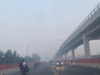 Lakukan Aktivitas di Atas Jam 9 Pagi, Kualitas Udara di Palembang Masih Memburuk