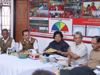 Pj Gubernur Agus Fatoni Bersama Menteri LHK Gelar Rapat Penanganan Karhutla di Kabupaten OKI