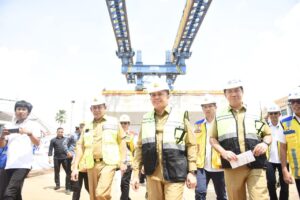 Pj Gubernur Agus Fatoni Tinjau Pengerjaan Pembangunan Fly Over Sekip Ujung Palembang