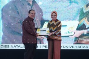 RA Anita Hadiri Malam Keakraban dan Ramah Tamah Rektor Universitas Sriwijaya