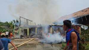 Musibah Kebakaran di Desa Jagaraga, Dua Rumah Warga Hangus Dilalap Api