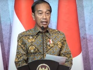 Resmi, Jokowi Hapus Pegawai Honorer pada 2024