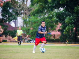 Guna Tingkatkan Sinergitas, TNI-Polri Bersama Wartawan Gelar Pertandingan Sepakbola Persahabatan