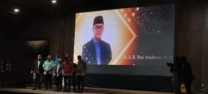 Heri Amalindo MM Raih Penghargaan Tokoh Otomotif Sumsel 2024