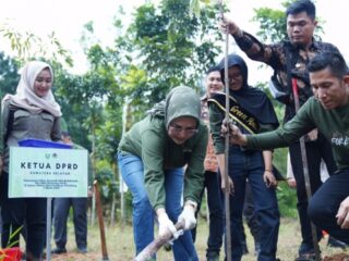 Ketua DPRD Sumsel Hadiri Kegiatan Penanaman Pohon Serentak