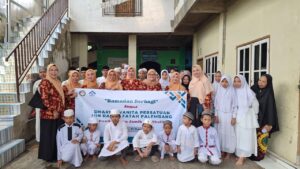 Semarakkan Ramadhan 1445 H, Dharma Wanita UIN Raden Fatah Kunjungi Panti Asuhan di Palembang