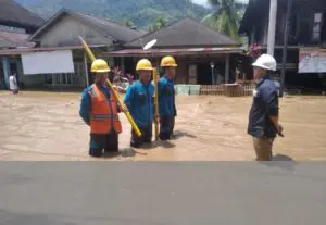 PLN Gerak Cepat Pulihkan Kelistrikan Pasca Kabupaten Lebong Pasca Dilanda Banjir Bandang